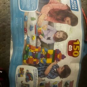 Mega Bloks 150-Piece Vibrant Building Set